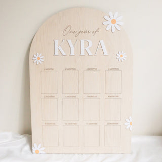 Personalised Baby Milestone Board- Daisy