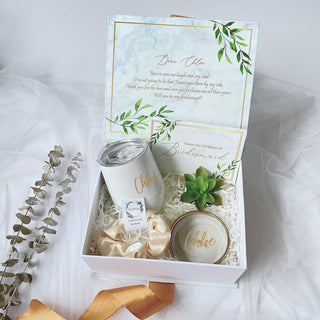Leandra Minimalist Gift Set