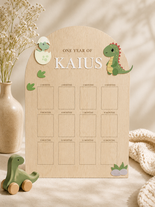 Personalised Baby Milestone Board- Baby Dinosaur