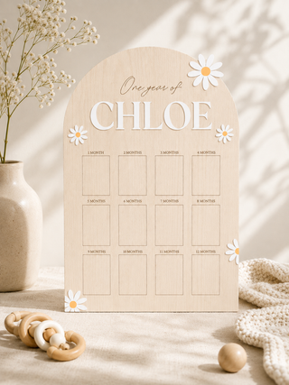 Personalised Baby Milestone Board- Daisy