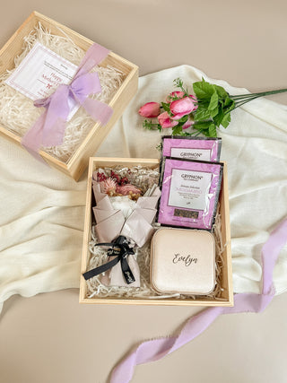 Pearl Mother’s Day Gift Set