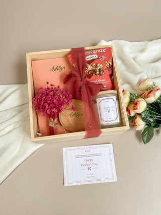 Rosy Daydream Mother's Day Gift Set
