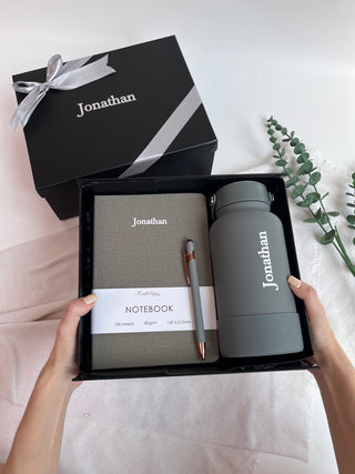 The Daily Hybrid Set Minimalist Corporate Gift Set